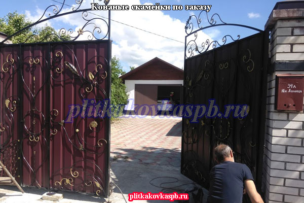 Кованые ворота на заказ в Ленинградской области